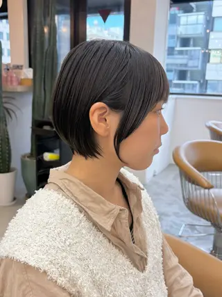 ショート オリーブベージュ/シ ョートボブたまき🧡のヘアスタイル