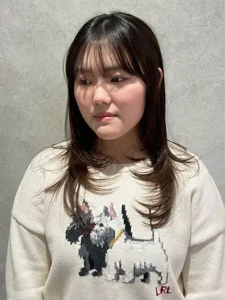ロング yumemiレイヤー ‎✴︎ 透明感カラーのヘアスタイル