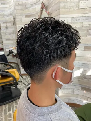 パーマ メンズ 大坪 拓斗のヘアスタイル