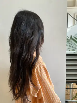 ロング BRAS ナカガワのヘアスタイル