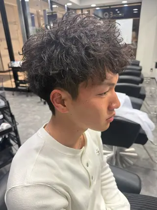 メンズ 本田 有里のヘアスタイル