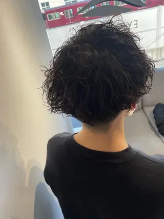 パーマ メンズ 大阪美容師 井上智博のヘアスタイル