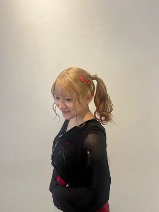 セミロング ヘアアレンジ ふわモテ/艶カラー yuki♡♡のヘアスタイル