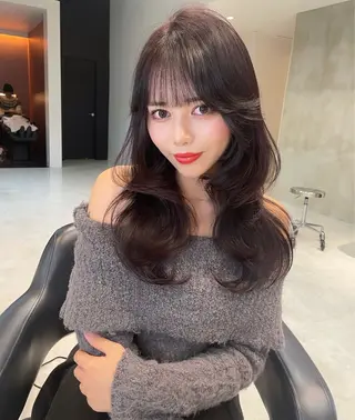 セミロング 韓国✖️網紅🖤 パーマYURIYAのヘアスタイル