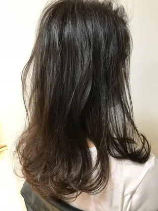 ミディアム カラー ヘアアレンジ スズキ シオリのヘアスタイル