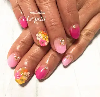 ネイル 石野 広佳のネイルデザイン