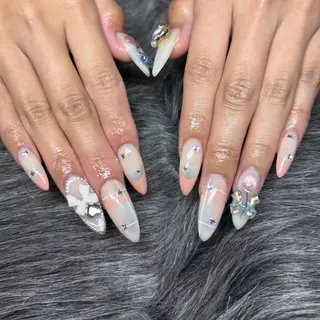 ネイル 𝑗𝑢𝑛𝑛𝑎 𝑛𝑎𝑖𝑙のネイルデザイン