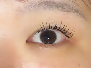 マツエク・マツパ 土居 夏美/束感マツエクのマツエク・マツパデザイン