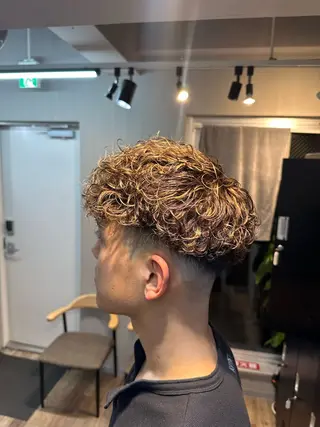 カラー パーマ メンズ 🇺🇸大宮パーマ 波巻き/ツイスパのヘアスタイル
