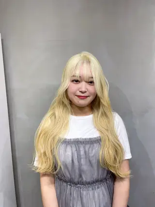 ロング カラー トレンドレイヤー 福岡天神RAIRAのヘアスタイル