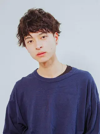 ミディアム カラー パーマ メンズ 似合わせ💖トレンド ✨TAKAMI😊のヘアスタイル