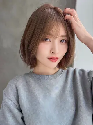 ショート カラー 白井 音羽のヘアスタイル