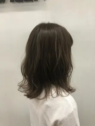 ミディアム カラー 東條 克義のヘアスタイル