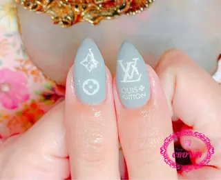 ネイル CROWN プライベートサロンのネイルデザイン