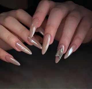 ネイル Lyna 池袋のネイルデザイン