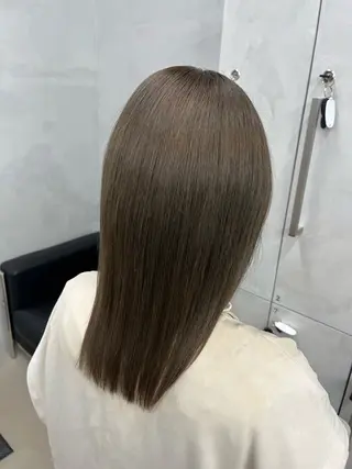 ミディアム navile 琴のヘアスタイル