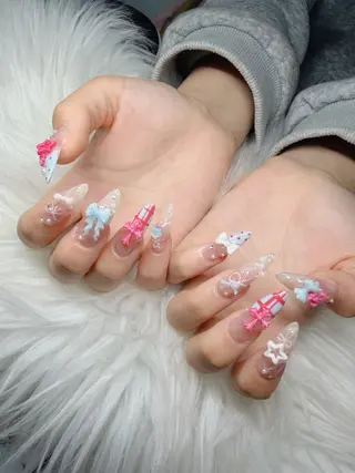ネイル Lee Nailsのネイルデザイン