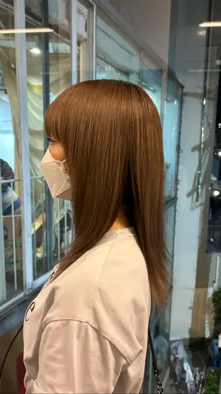 ミディアム 青木 真生のヘアスタイル