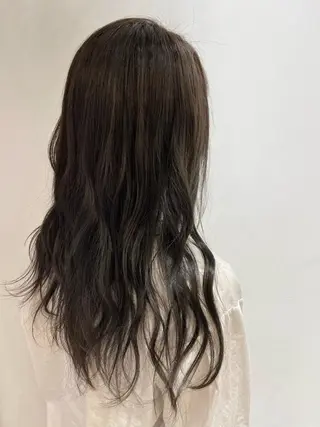 ロング カラー 🐺ウルフ/レイヤー 似合わせ‎🤍沙羅のヘアスタイル