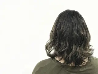 セミロング ⭐️当日OK⭐️ 岩田峻のヘアスタイル