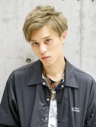 ショート lena🎀 透明感カラー/韓国風のヘアスタイル