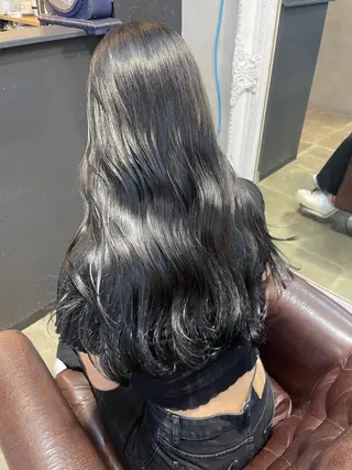 ロング 【aini天王寺】 𝐚𝐢𝐫𝐢✂︎のヘアスタイル