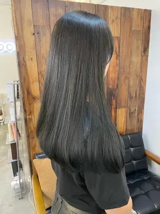 ロング カラー レイヤー べージュ 白石研太のヘアスタイル