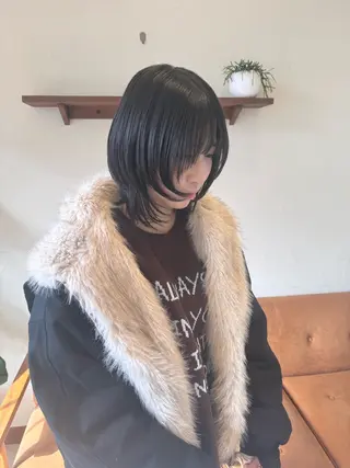 ショート 🦋ブリーチなしダブ ルカラー🌈MEGUのヘアスタイル