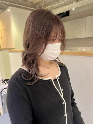 ミディアム カラー 桃果 momokaのヘアスタイル