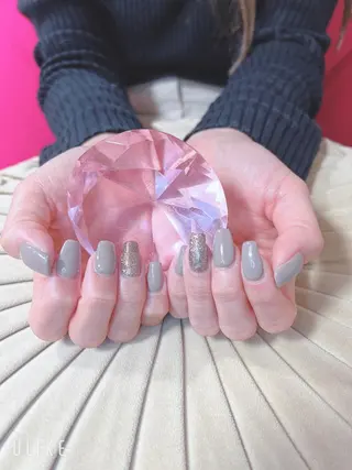 ネイル Toujours所属・山崎 美姫のネイルデザイン