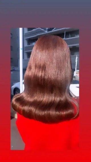 セミロング SEAM アキホのヘアスタイル