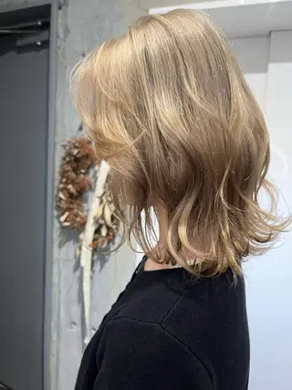 ミディアム カラー 駅チカ【ali'i】 アリイ花崎友美☘のヘアスタイル