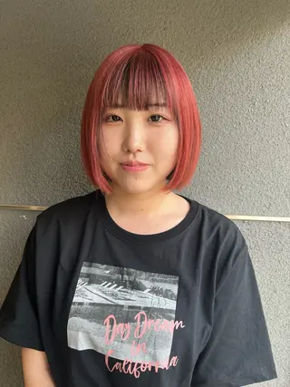 ショート カラー ヘアアレンジ 🩶【推しハイトーン 】yuzu🩶のヘアスタイル