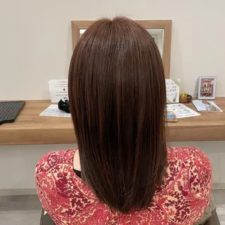 セミロング カラー やまこし 美裕樹のヘアスタイル