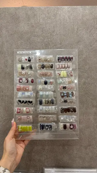 ネイル TAKEDA Rのネイルデザイン