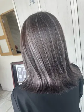ミディアム カラー LicoHair HARUKAのヘアスタイル