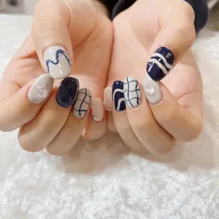 ネイル Maya 🧊🫧‪／渋谷のネイルデザイン