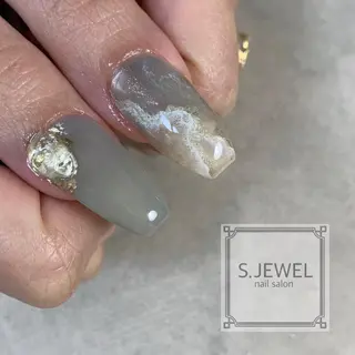 ネイル S. JEWELのネイルデザイン
