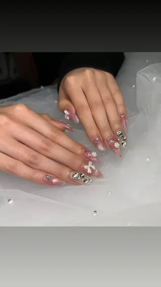 セミロング essornail_ arinのネイルデザイン