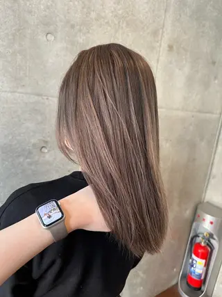 ミディアム ︎🤎W color MIYU‎🤎のヘアスタイル