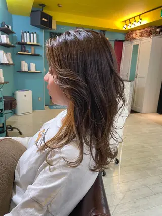 ロング 末石 智のヘアスタイル