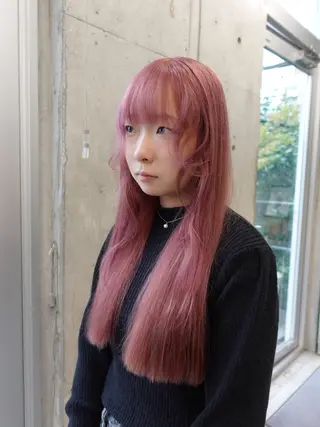 ミディアム カラー ヘアアレンジ mina 🌷のヘアスタイル