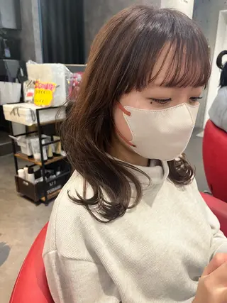 ミディアム カラー 駅チカ【ali'i】 アリイ花崎友美☘のヘアスタイル