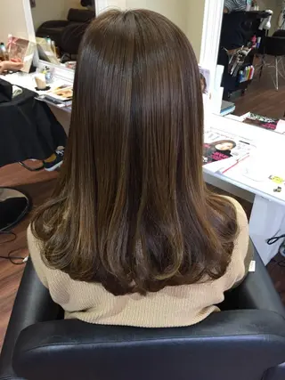 セミロング ロング カラー 成松 勇治のヘアスタイル