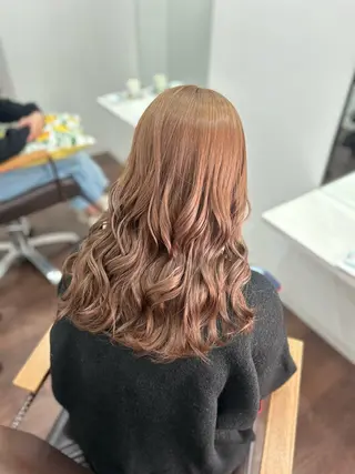 ロング カラー ヘアアレンジ 🤍 minaのヘアスタイル