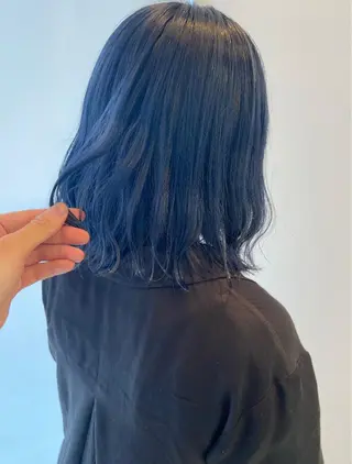 ミディアム ベージュカラー/ いぢちるみのヘアスタイル