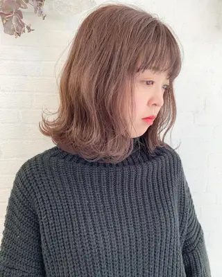 ミディアム カラー 立川 奈那子のヘアスタイル