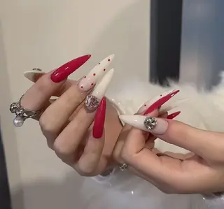 ネイル Pure&Rich Nailのネイルデザイン