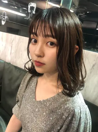 ミディアム レイヤー特化/小顔顔 周り/セノ/表参道のヘアスタイル