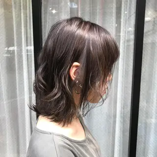 ショート レイヤー/顔周り /AKARIのヘアスタイル